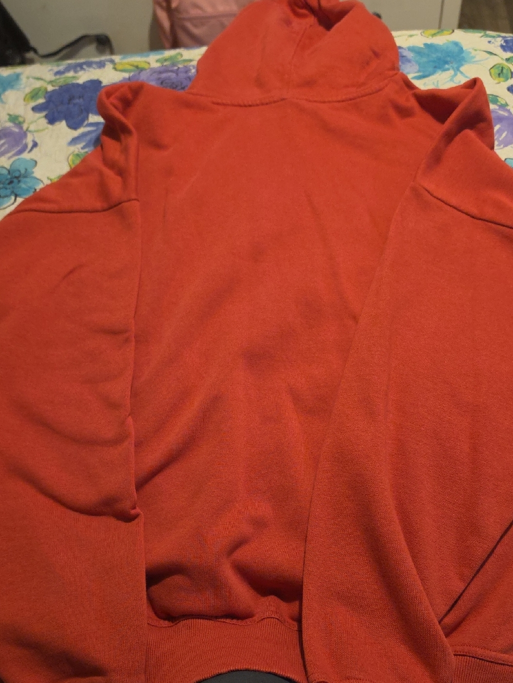 Gymshark Red Pullover Hoodie with Small Logo - Picture 4 of 4